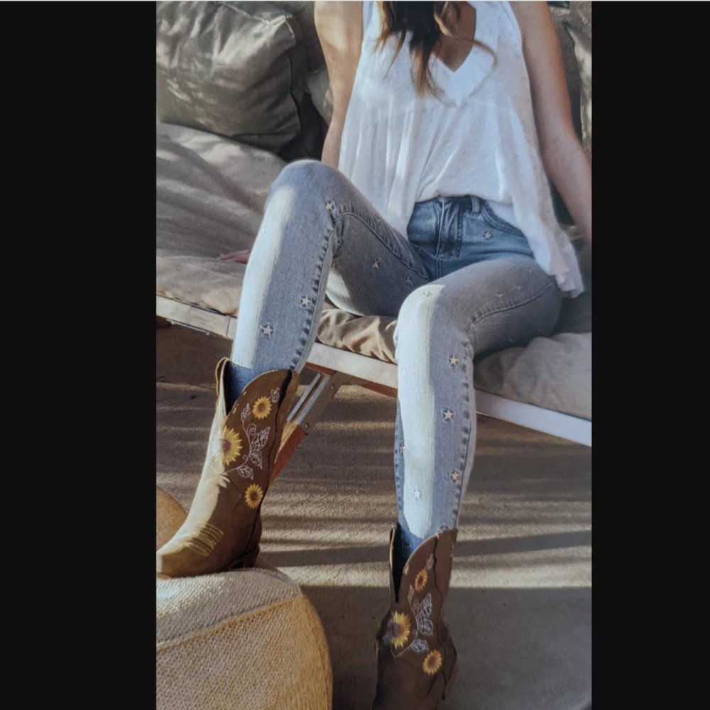 Judy Blue High Rise Skinny Star Embroidered Jeans Size 7/28